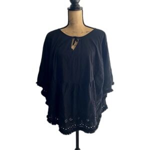 BCBGeneration Black Eyelet Cotton‎ Poncho Top Boho Casual Keyhole Neck Size OS